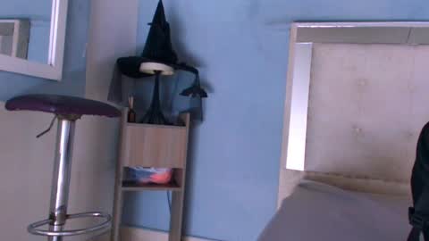 Snapshot of emily_castillo_1 chatting on October 12, 2025, 3:38 am emily_castillo_1 online show from October 12, 2025, 3:38 am