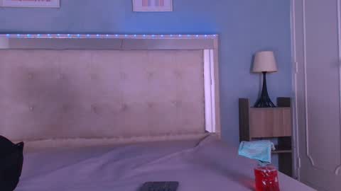 Snapshot of emily_castillo_1 chatting on October 16, 2025, 4:35 am emily_castillo_1 online show from October 16, 2025, 4:35 am