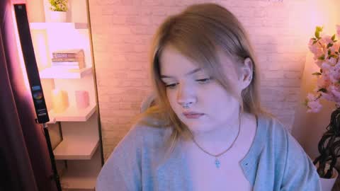 emily_coyness online show from April 4, 2026, 2:36 pm