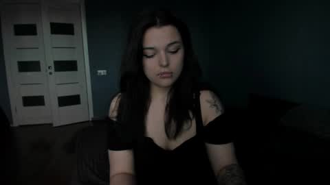 emily_ferra online show from June 22, 2026, 5:21 pm