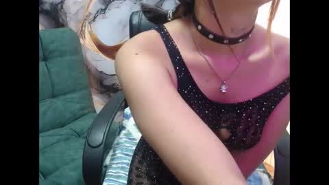 emily fox 3 online show from February 17, 2025, 2:59 pm