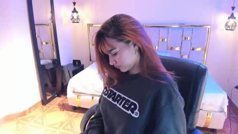 Snapshot of emily_fox_3 chatting on September 30, 2025, 3:33 am emily fox 3 online show from September 30, 2025, 3:33 am