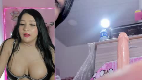 emily_foxxxi online show from April 28, 2026, 2:27 am