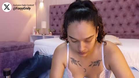 Emily online show from November 29, 2025, 7:06 pm