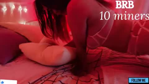 Snapshot of emily_gin chatting on February 15, 2026, 2:19 am EMILY online show from February 15, 2026, 2:19 am