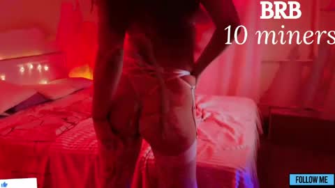 Snapshot of emily_gin chatting on April 7, 2026, 2:12 am EMILY online show from April 7, 2026, 2:12 am