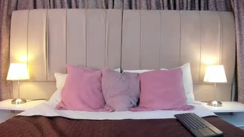 Emily online show from December 16, 2025, 6:02 pm