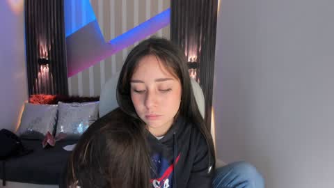 Emily online show from December 11, 2024, 2:33 pm