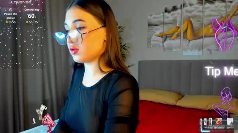 Emily online show from March 4, 2026, 1:33 am