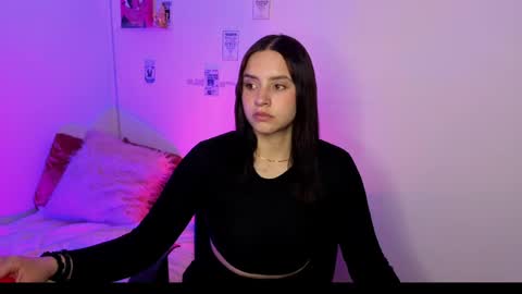 Emily Lindey online show from May 5, 2026, 2:19 am