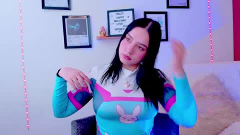 Emily Lindey online show from July 26, 2026, 4:03 pm