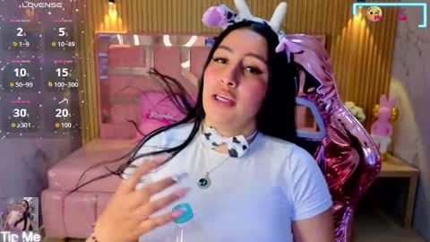 Emily  online show from October 7, 2025, 8:39 pm