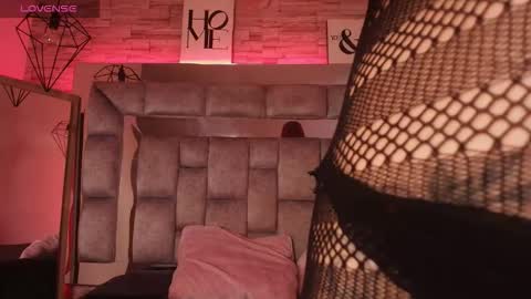 Snapshot of emily_morgan04 chatting on October 12, 2025, 11:53 am     online show from October 12, 2025, 11:53 am