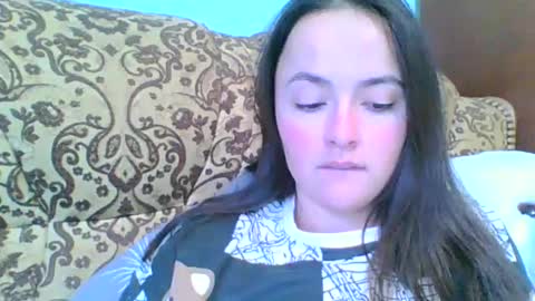 emily_morning_dew online show from December 4, 2024, 11:19 am
