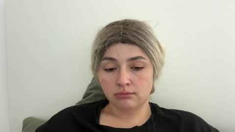 Snapshot of emily_morning_dew chatting on October 22, 2025, 7:08 am emily_morning_dew online show from October 22, 2025, 7:08 am