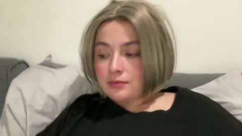 Snapshot of emily_morning_dew chatting on May 31, 2026, 6:09 pm emily_morning_dew online show from May 31, 2026, 6:09 pm