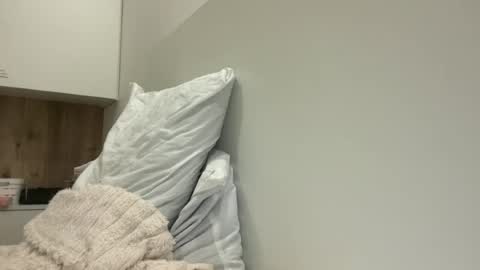 Snapshot of emily_morning_dew chatting on June 15, 2026, 7:38 pm emily_morning_dew online show from June 15, 2026, 7:38 pm