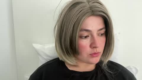Snapshot of emily_morning_dew chatting on June 21, 2026, 6:38 am emily_morning_dew online show from June 21, 2026, 6:38 am