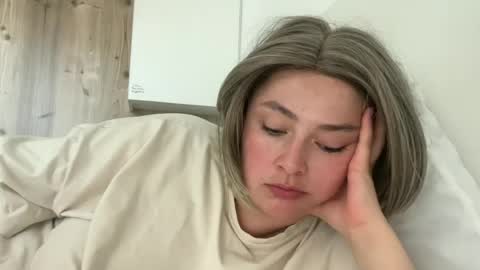 emily_morning_dew online show from June 28, 2026, 10:10 am