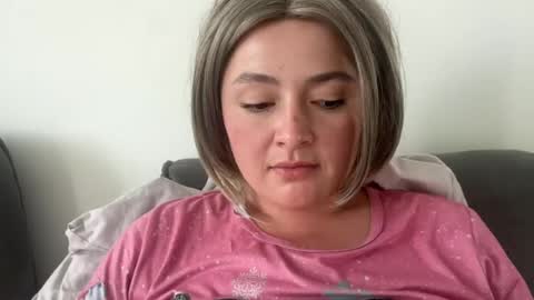 emily_morning_dew online show from July 19, 2026, 11:36 am