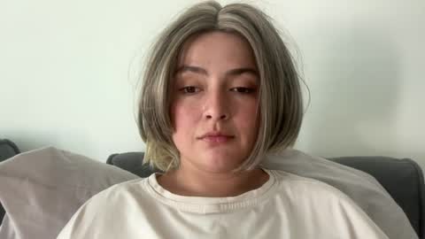 emily_morning_dew online show from August 3, 2026, 12:32 pm