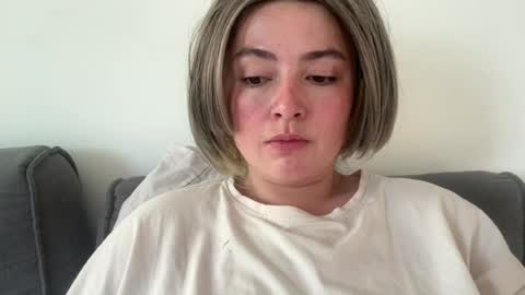 emily_morning_dew online show from August 5, 2026, 4:15 am