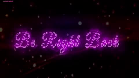 Snapshot of emily_nyaffe chatting on December 25, 2024, 12:37 am Lia online show from December 25, 2024, 12:37 am