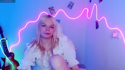 Snapshot of emily_nyaffe chatting on October 30, 2025, 4:52 pm Lia online show from October 30, 2025, 4:52 pm