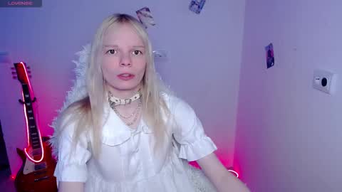 Snapshot of emily_nyaffe chatting on March 6, 2026, 10:45 am Lia online show from March 6, 2026, 10:45 am