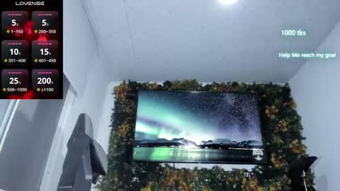 emily_palmeer online show from May 26, 2026, 9:27 am