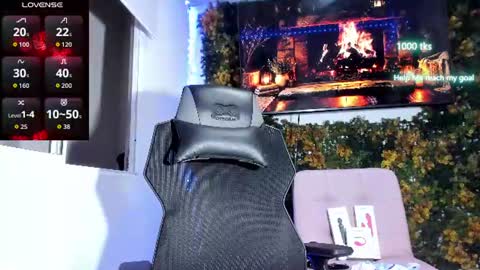emily_palmeer online show from June 29, 2026, 10:15 am