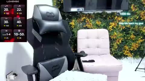 emily_palmeer online show from July 3, 2026, 12:28 am