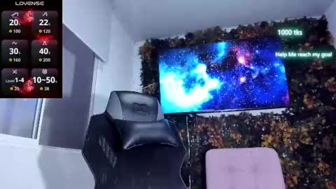 emily_palmeer online show from July 11, 2026, 10:51 am