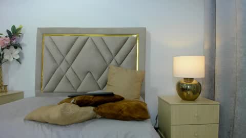 Emily online show from November 18, 2025, 7:07 pm