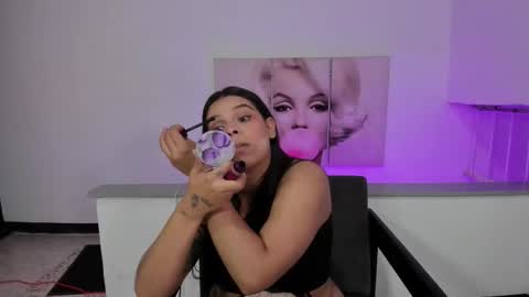 Snapshot of emily_rivera78 chatting on September 19, 2025, 7:54 am Emily online show from September 19, 2025, 7:54 am