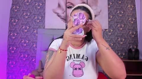 Snapshot of emily_rivera78 chatting on February 16, 2026, 7:43 pm Emily online show from February 16, 2026, 7:43 pm