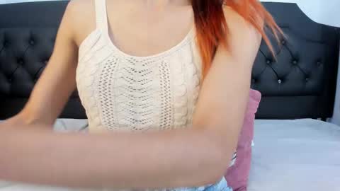 Snapshot of emily_rose78 chatting on September 29, 2025, 1:27 pm EMILY online show from September 29, 2025, 1:27 pm