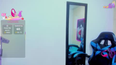       online show from December 13, 2025, 7:53 pm