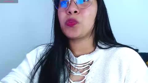 Sofia Gomez online show from March 22, 2026, 3:21 am