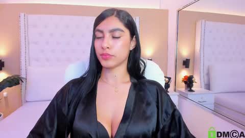  EMILY  online show from November 7, 2025, 4:34 am