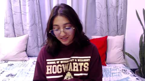 Snapshot of emily_smith29 chatting on January 12, 2025, 6:28 am emi online show from January 12, 2025, 6:28 am