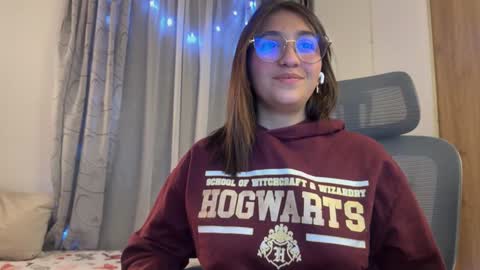 Snapshot of emily_smith29 chatting on January 29, 2025, 5:19 am emi online show from January 29, 2025, 5:19 am
