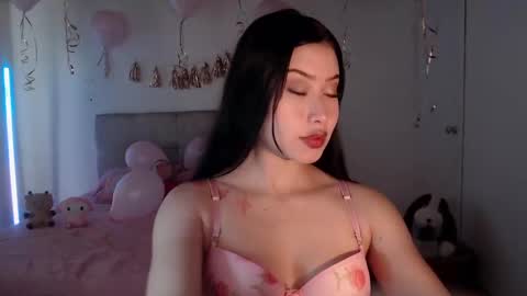 Emily  Swan online show from January 4, 2025, 4:00 pm