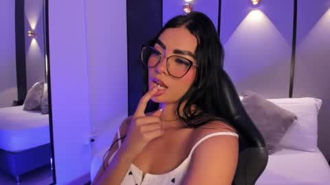 Snapshot of emily_tolson chatting on June 10, 2026, 7:57 pm emily_tolson online show from June 10, 2026, 7:57 pm