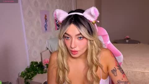 Emily online show from April 21, 2026, 9:15 am