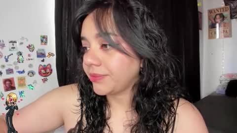 Snapshot of emily_vader chatting on November 7, 2025, 4:07 pm emily_vader online show from November 7, 2025, 4:07 pm