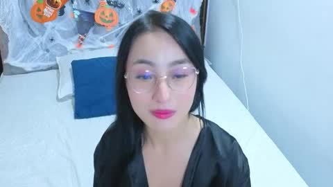 Snapshot of emily_vermont chatting on October 26, 2025, 4:18 am emily_vermont online show from October 26, 2025, 4:18 am