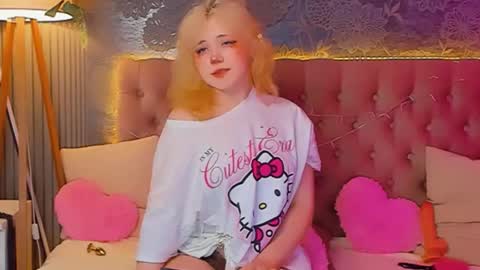 Baby Emelli online show from April 22, 2026, 6:49 am