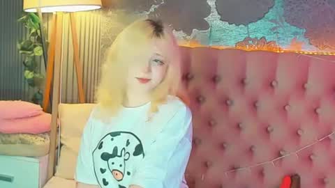 Baby Emelli online show from August 5, 2026, 7:11 am