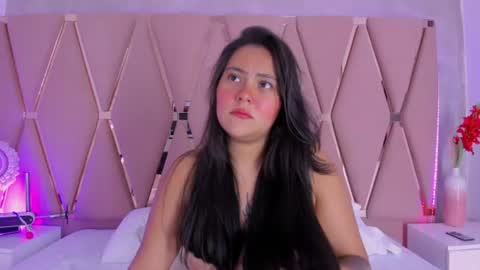 Emily online show from July 9, 2026, 1:53 am